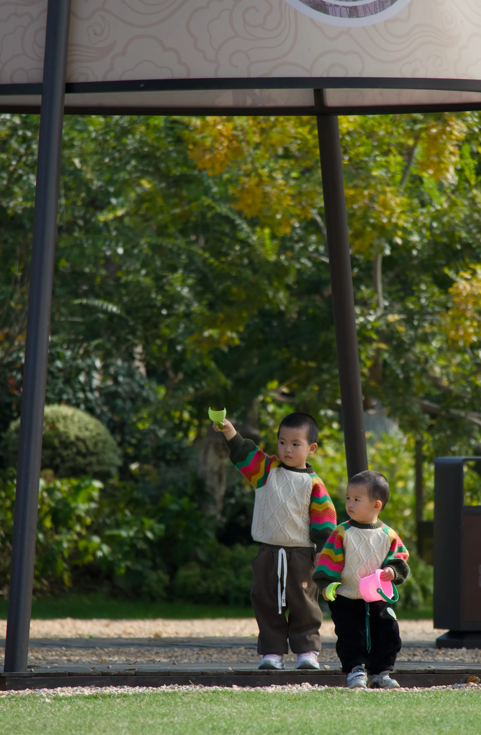 10:59 ｜ 公园里充满活力